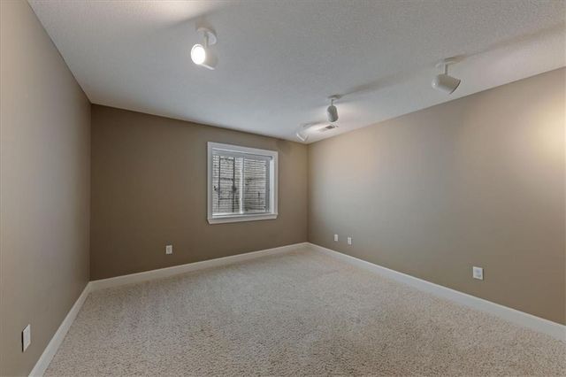 21301 Noble Street, Spring Hill, KS 66083