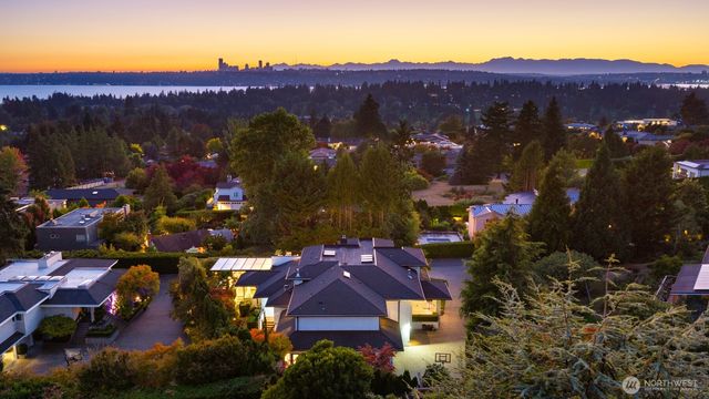 9235 NE 14th Street, Clyde Hill, WA 98004