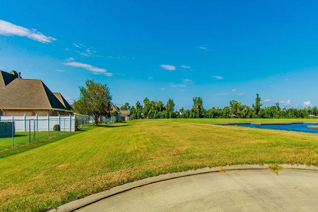 1788 Sandy Beach Road, Houma, LA 70360