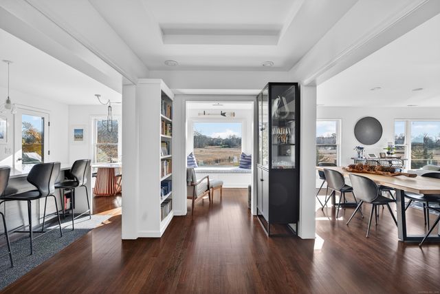 28 Riverside Lane, Madison, CT 06443