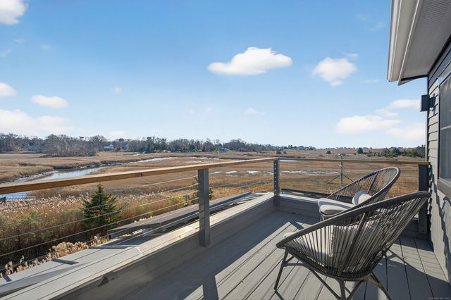 28 Riverside Lane, Madison, CT 06443