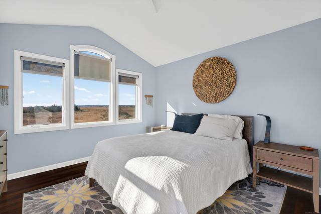 28 Riverside Lane, Madison, CT 06443