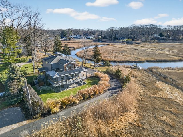 28 Riverside Lane, Madison, CT 06443