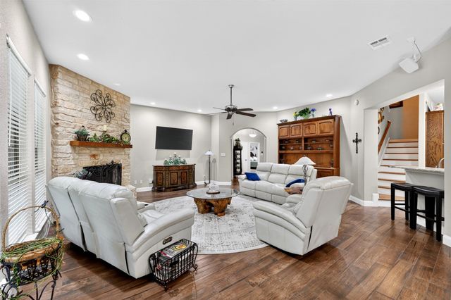 114 Oak Branch Trail, Waxahachie, TX 75167