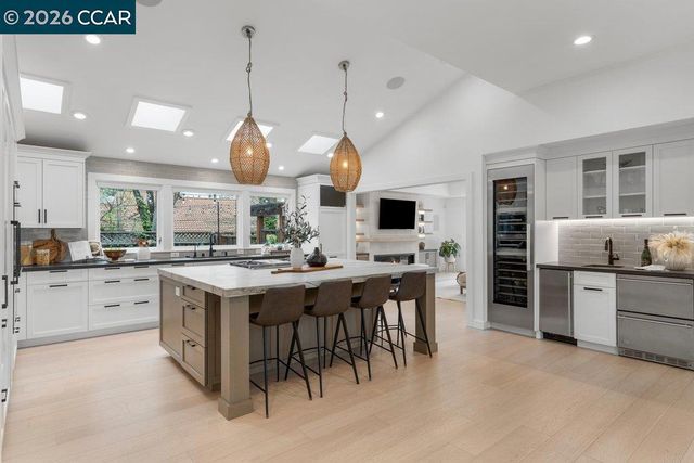 22 22 Calle Del Casarillo, Diablo, CA 94528