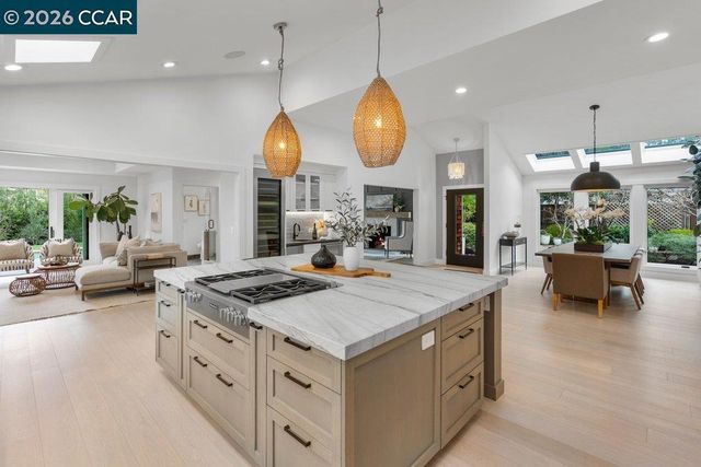 22 22 Calle Del Casarillo, Diablo, CA 94528