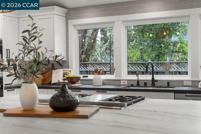 22 22 Calle Del Casarillo, Diablo, CA 94528