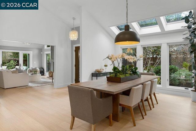 22 22 Calle Del Casarillo, Diablo, CA 94528