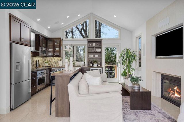 22 22 Calle Del Casarillo, Diablo, CA 94528