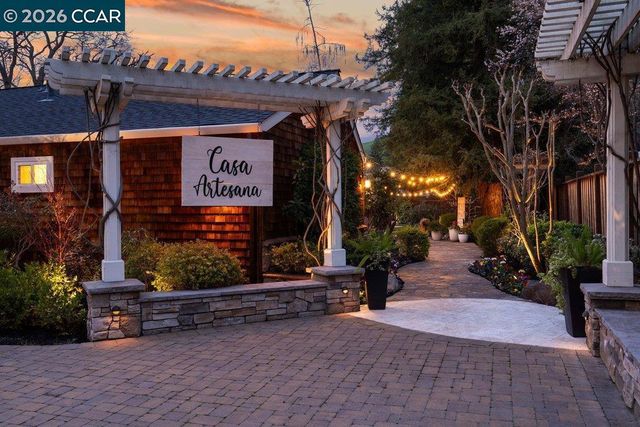 22 22 Calle Del Casarillo, Diablo, CA 94528