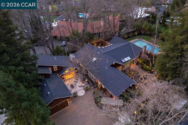 22 22 Calle Del Casarillo, Diablo, CA 94528