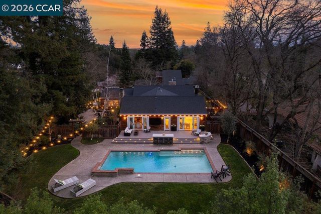 22 22 Calle Del Casarillo, Diablo, CA 94528