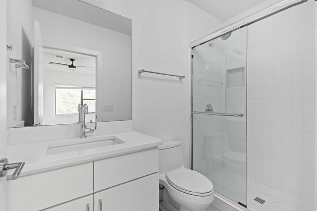 1128 Chicon ST 200, Austin, TX 78702