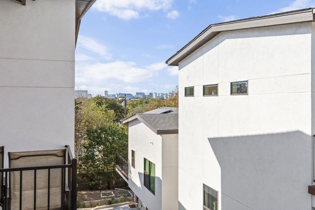 1128 Chicon ST 200, Austin, TX 78702