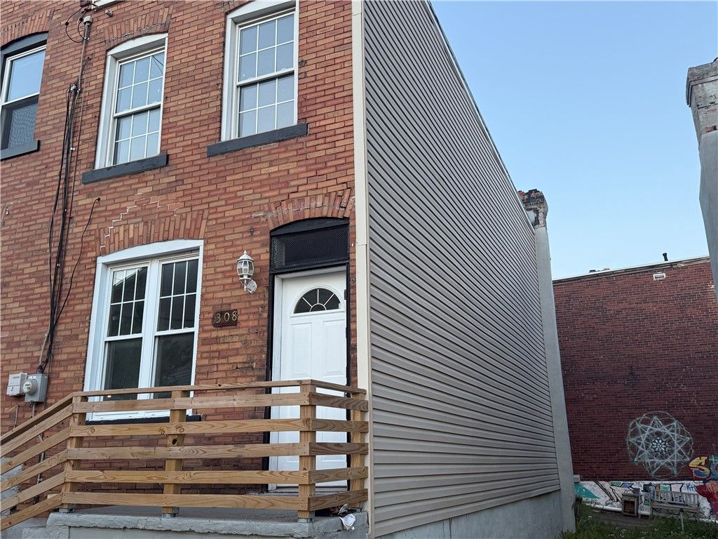 308 N Millvale Ave, Garfield, PA 15224