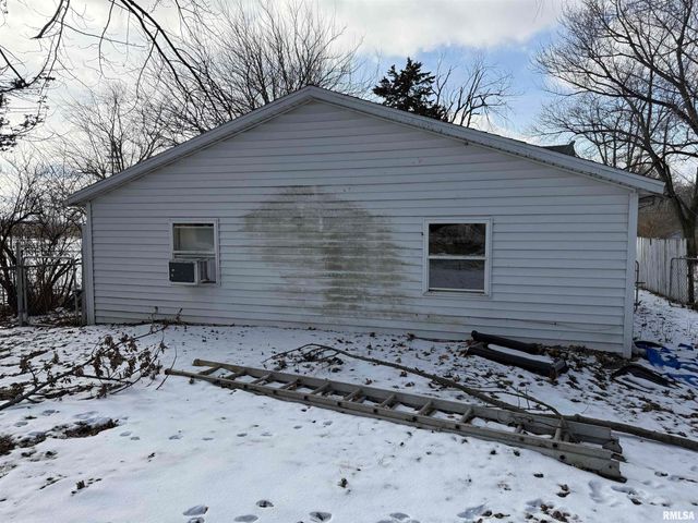 114 RITCHIE Street, East Peoria, IL 61611