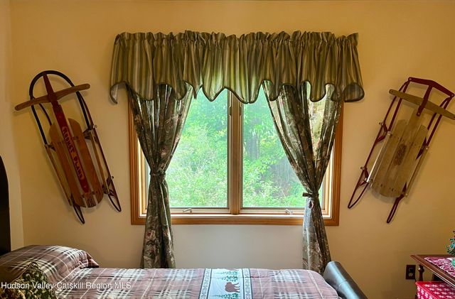 82 Liftside Drive A13, Hunter, NY 12442