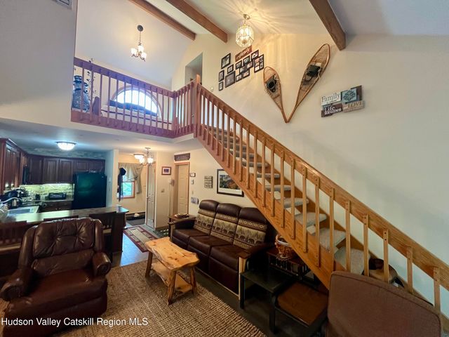 82 Liftside Drive A13, Hunter, NY 12442