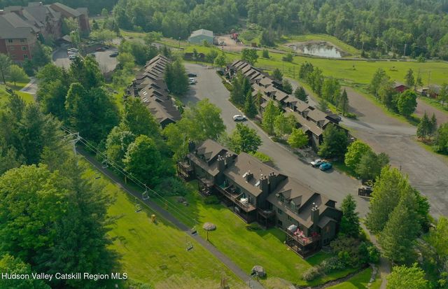 82 Liftside Drive A13, Hunter, NY 12442