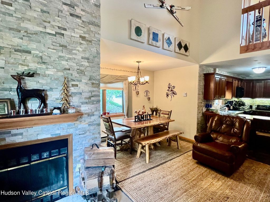 82 Liftside Drive A13, Hunter, NY 12442