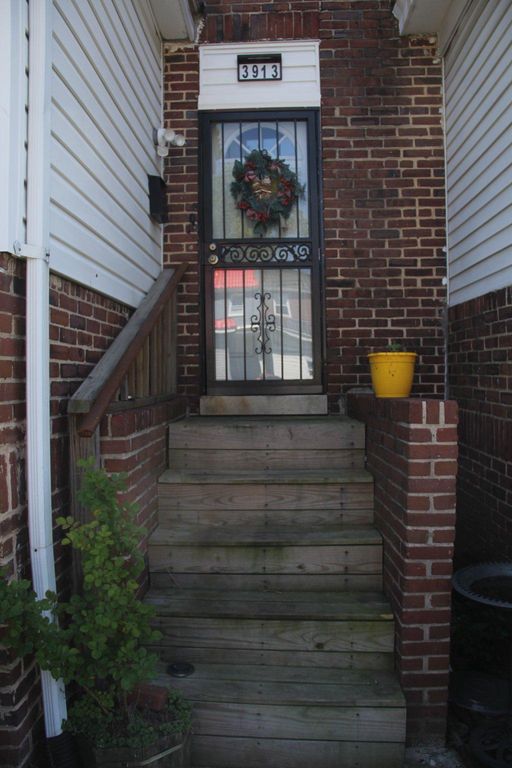 Image 2 of property listing at 3913 W GARRISON AVE, Baltimore, MD 21215