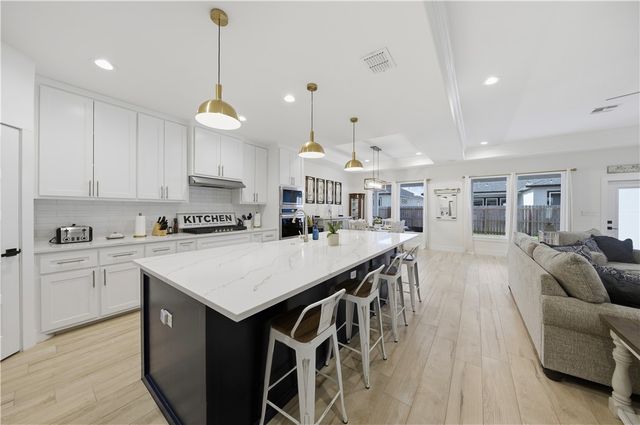 4013 Fold Lane, Corpus Christi, TX 78414