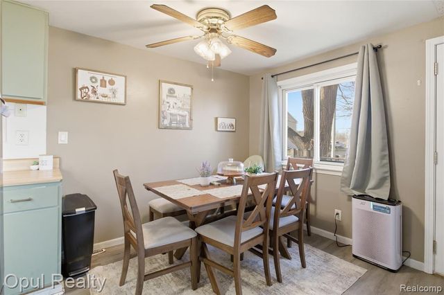 11571 Grant Street, Riverview, MI 48193