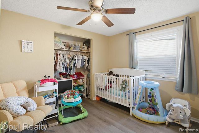 11571 Grant Street, Riverview, MI 48193