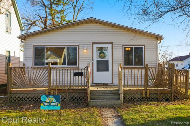 11571 Grant Street, Riverview, MI 48193