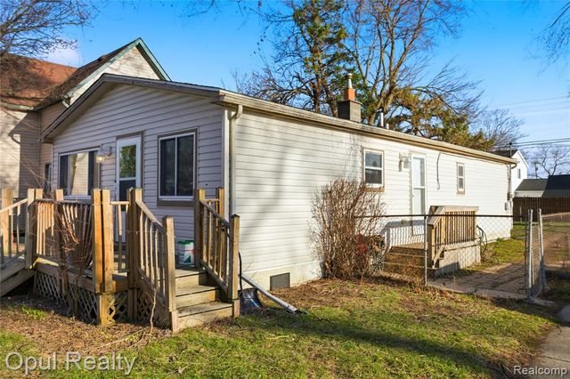 11571 Grant Street, Riverview, MI 48193