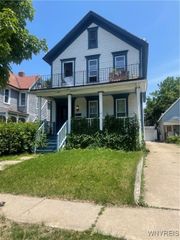 113 Greenwood Place, Buffalo, NY 14213