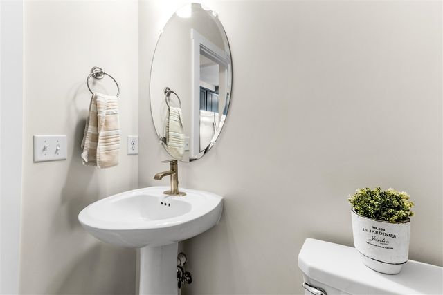 6701 Arlene Drive, Hudsonville, MI 49426