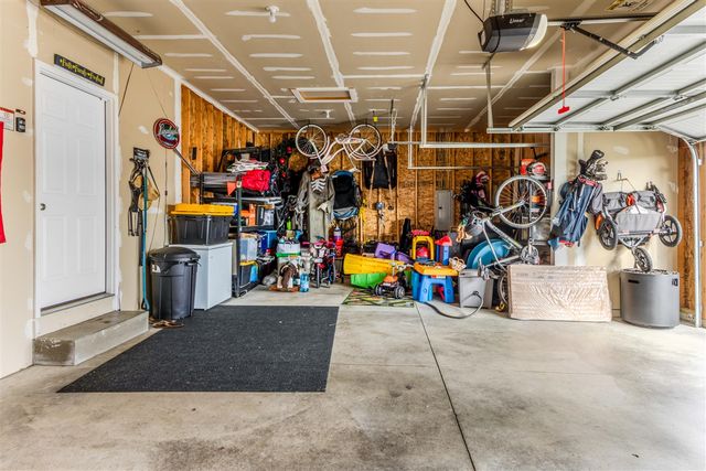 6701 Arlene Drive, Hudsonville, MI 49426