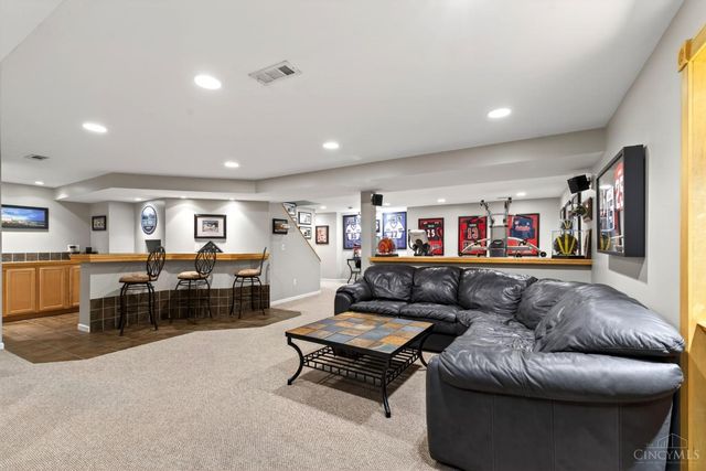 6235 Holly Hill Lane, West Chester, OH 45069