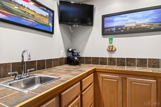 6235 Holly Hill Lane, West Chester, OH 45069