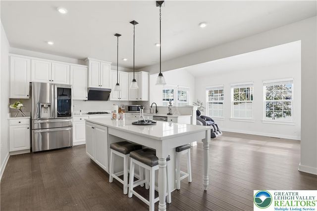 2120 Emanuel Court, Bethlehem Twp, PA 18045