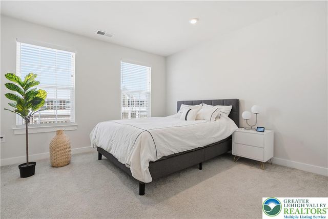 2120 Emanuel Court, Bethlehem Twp, PA 18045