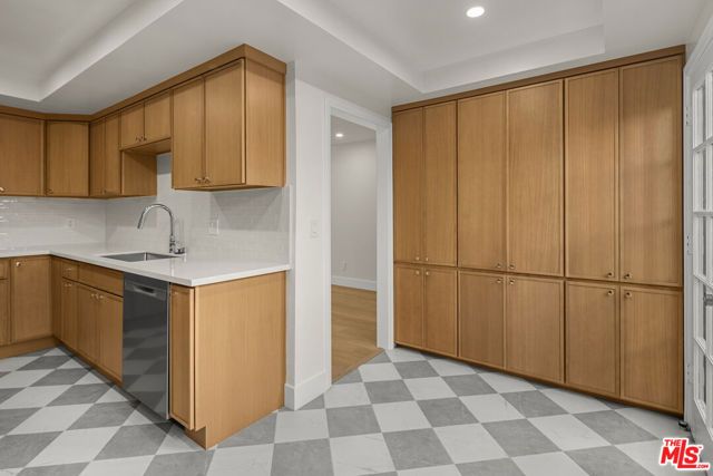 11755 Gateway Boulevard, Los Angeles, CA 90064
