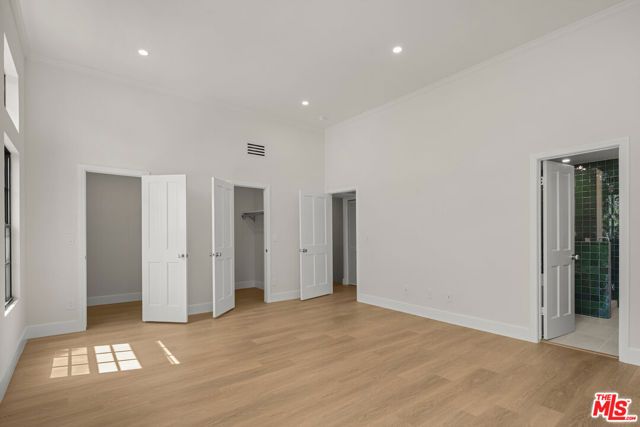 11755 Gateway Boulevard, Los Angeles, CA 90064