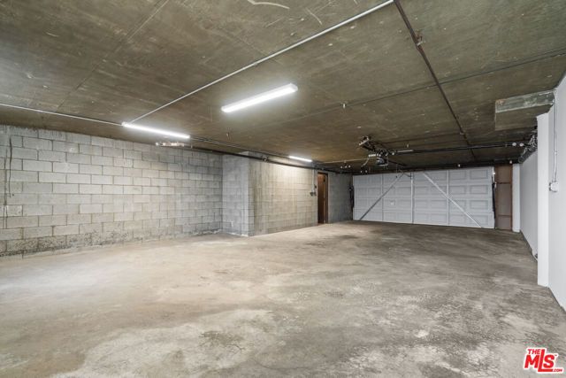 11755 Gateway Boulevard, Los Angeles, CA 90064