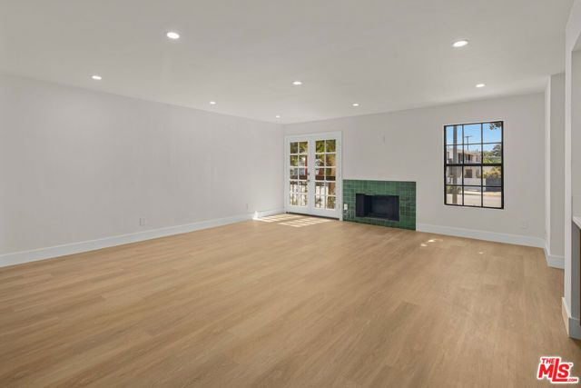 11755 Gateway Boulevard, Los Angeles, CA 90064