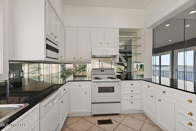 21 Breakers Lane, Ridgeland, MS 39157