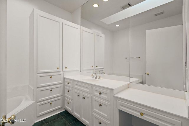 21 Breakers Lane, Ridgeland, MS 39157