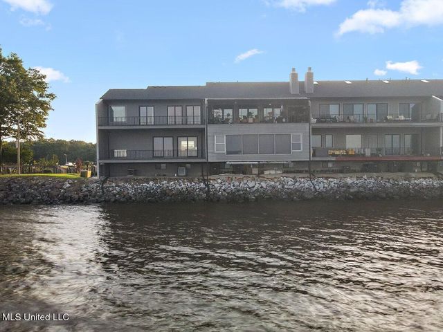 21 Breakers Lane, Ridgeland, MS 39157