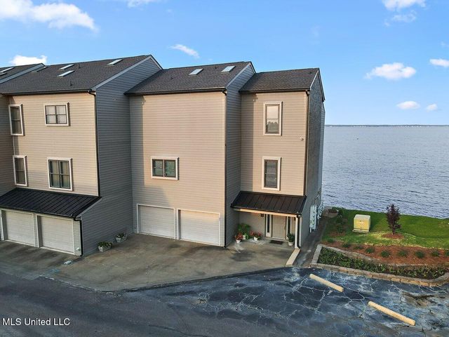 21 Breakers Lane, Ridgeland, MS 39157