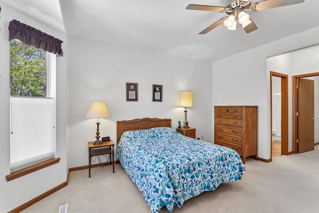 3402 Stretch Run Road, Grayslake, IL 60030