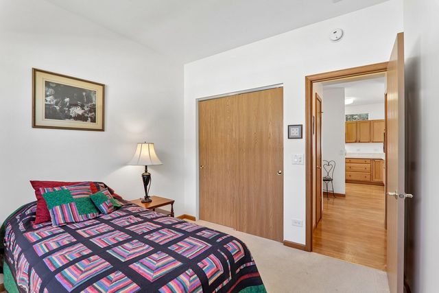 3402 Stretch Run Road, Grayslake, IL 60030