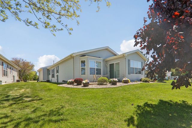 3402 Stretch Run Road, Grayslake, IL 60030