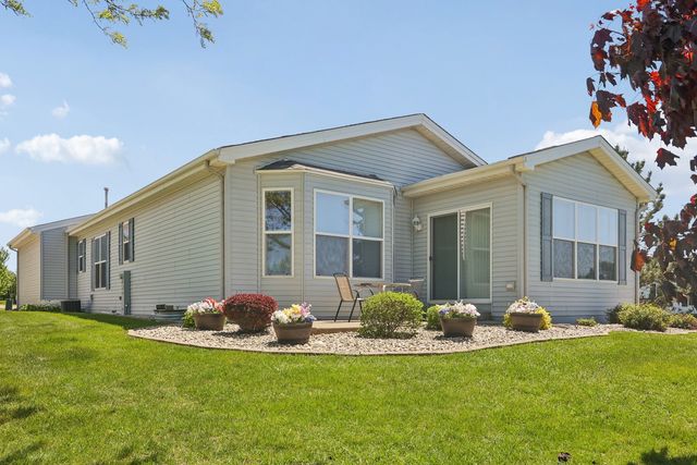 3402 Stretch Run Road, Grayslake, IL 60030