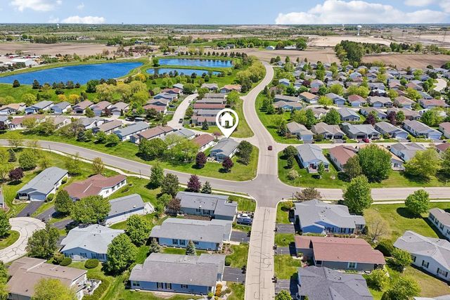3402 Stretch Run Road, Grayslake, IL 60030